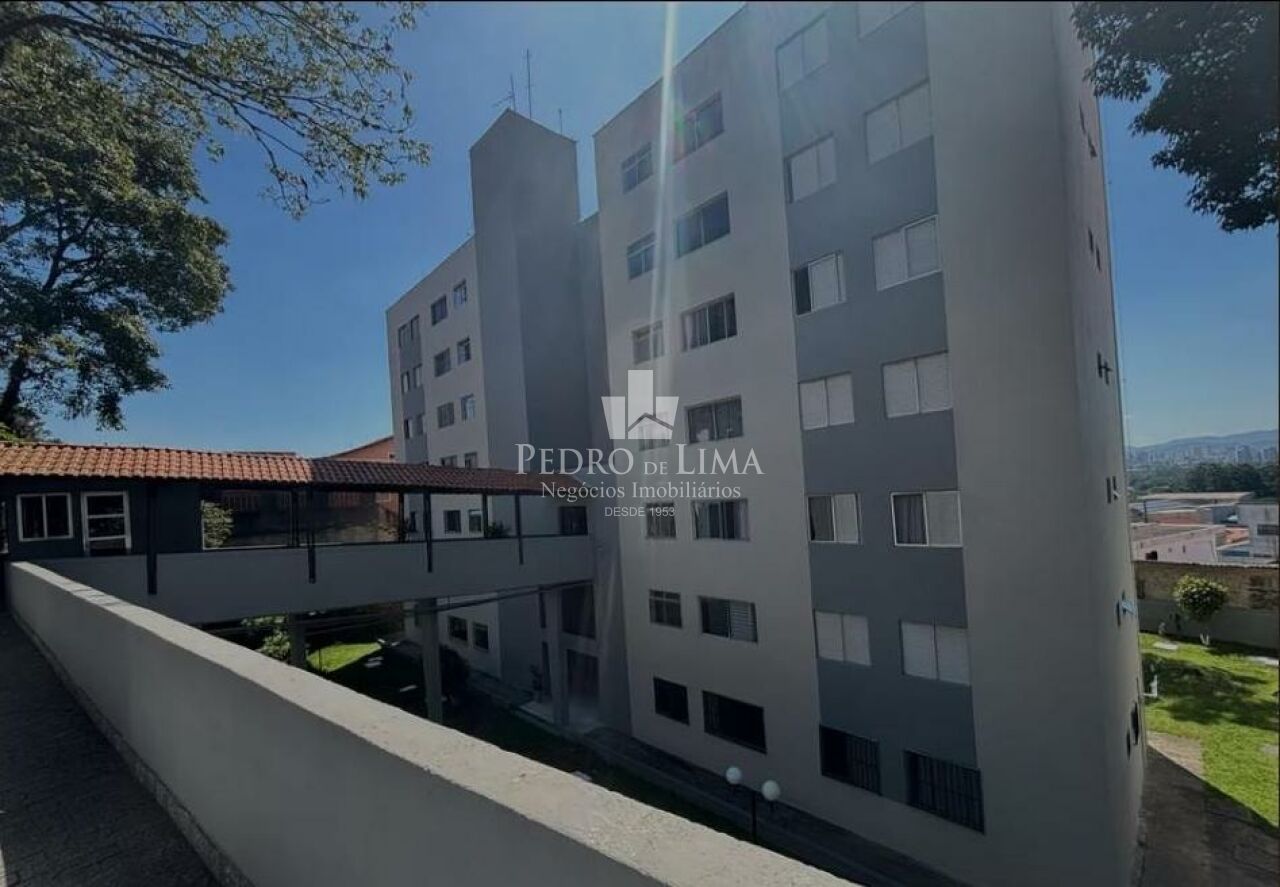 Apartamento 2 dormitórios e uma vaga.
