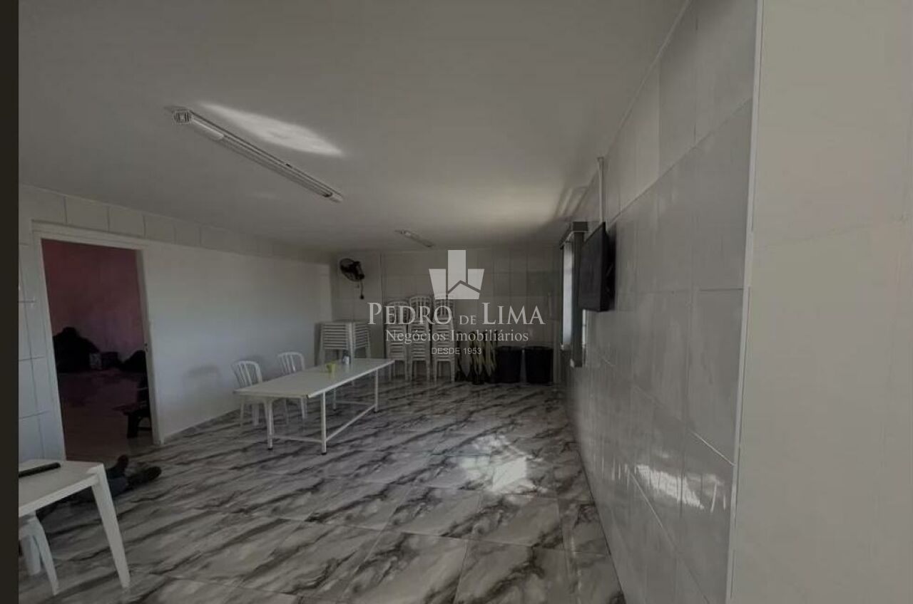 Apartamento 2 dormitórios e uma vaga.