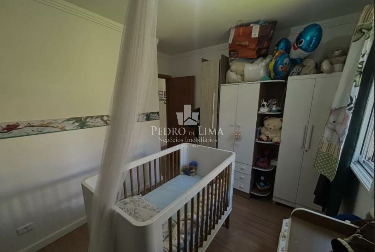 Apartamento 2 dormitórios e uma vaga.