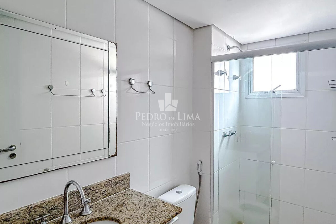Apartamento  3 quartos (1suíte), 2 vagas, 80 m² - Condomínio Residencial Anália Franco - Tatuapé