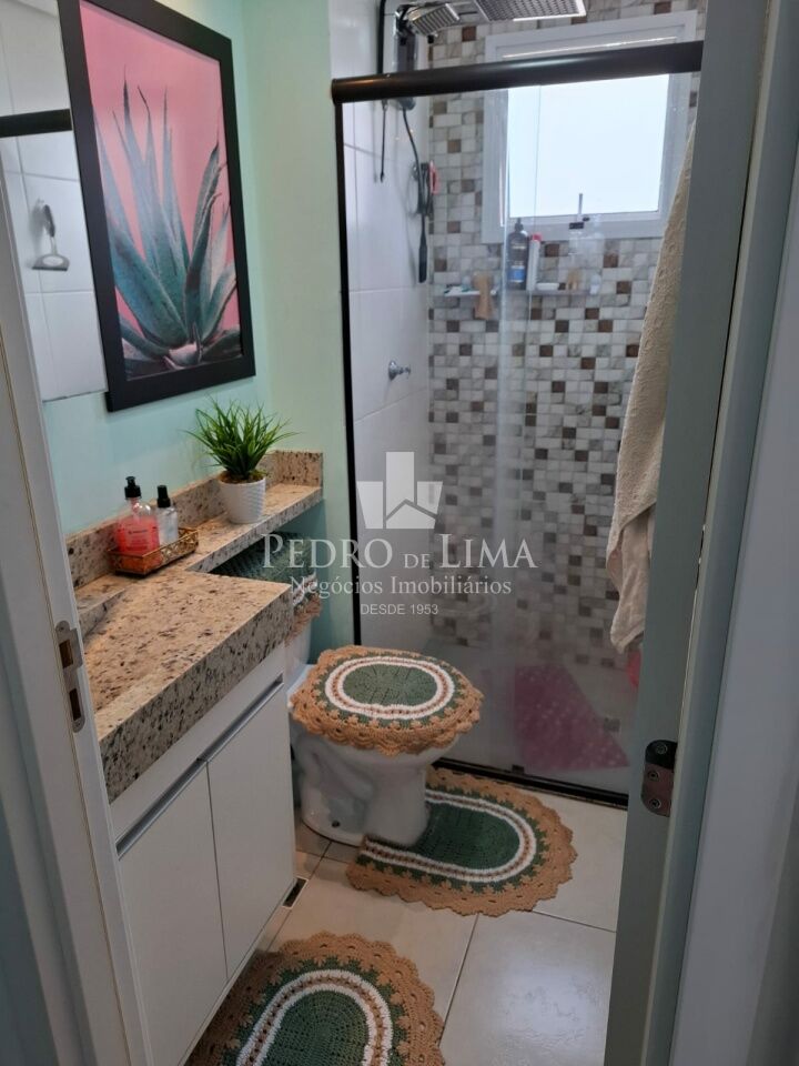 Apartamento ao lado da estação CPTM Dom Bosco, 47m², 2 quartos, varanda, 1 vaga.