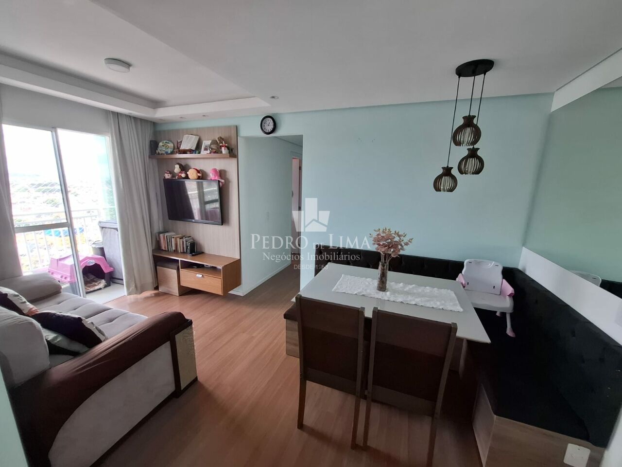 Apartamento ao lado da estação CPTM Dom Bosco, 47m², 2 quartos, varanda, 1 vaga.