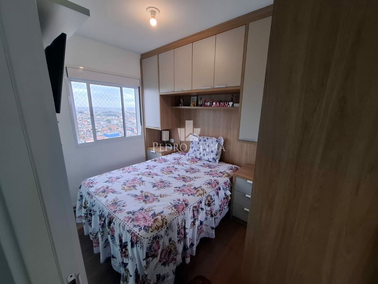 Apartamento ao lado da estação CPTM Dom Bosco, 47m², 2 quartos, varanda, 1 vaga.
