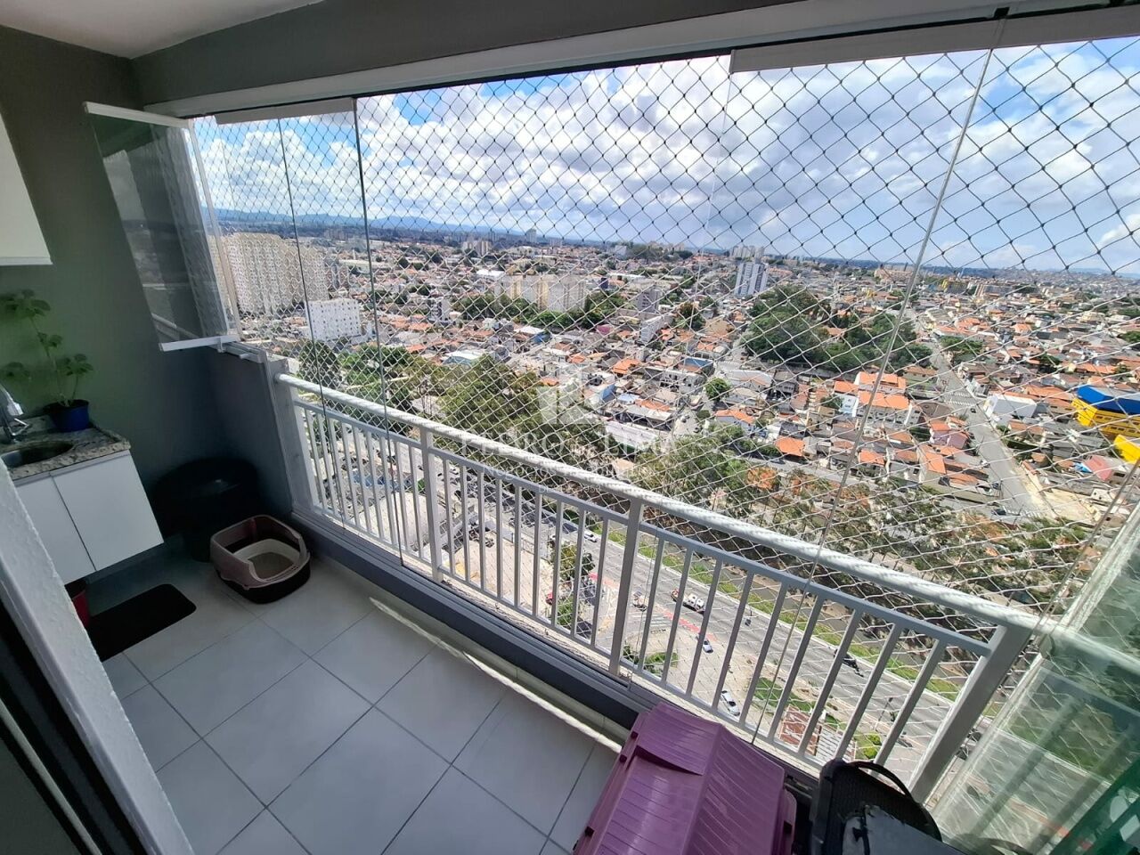 Apartamento ao lado da estação CPTM Dom Bosco, 47m², 2 quartos, varanda, 1 vaga.