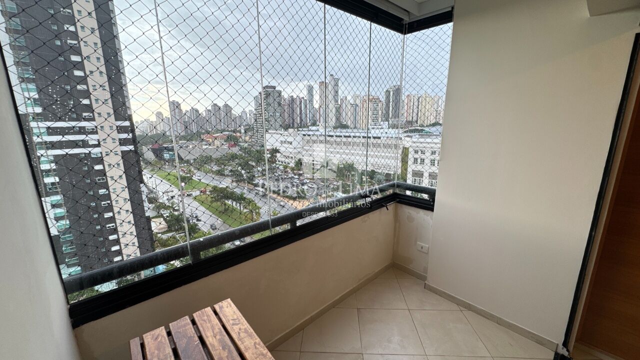 Apartamento 2 Dormitórios, 2 vagas no Anália Franco. Condomínio Agulhas Negras.