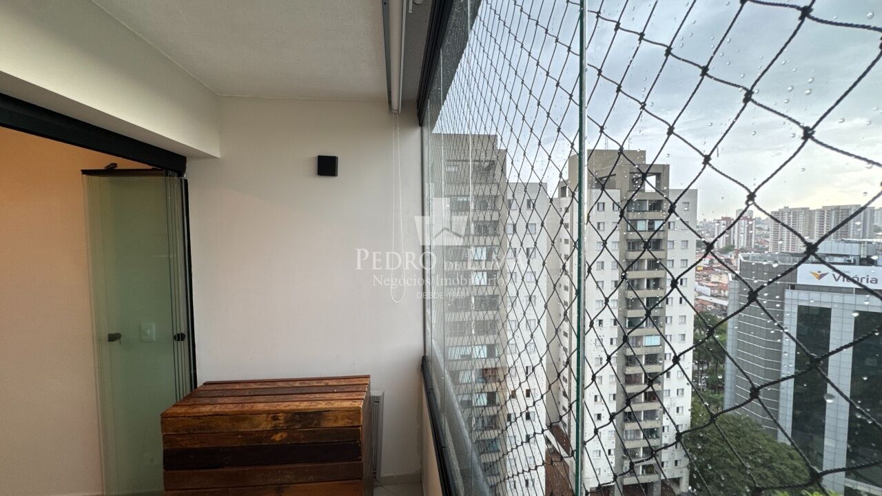 Apartamento 2 Dormitórios, 2 vagas no Anália Franco. Condomínio Agulhas Negras.