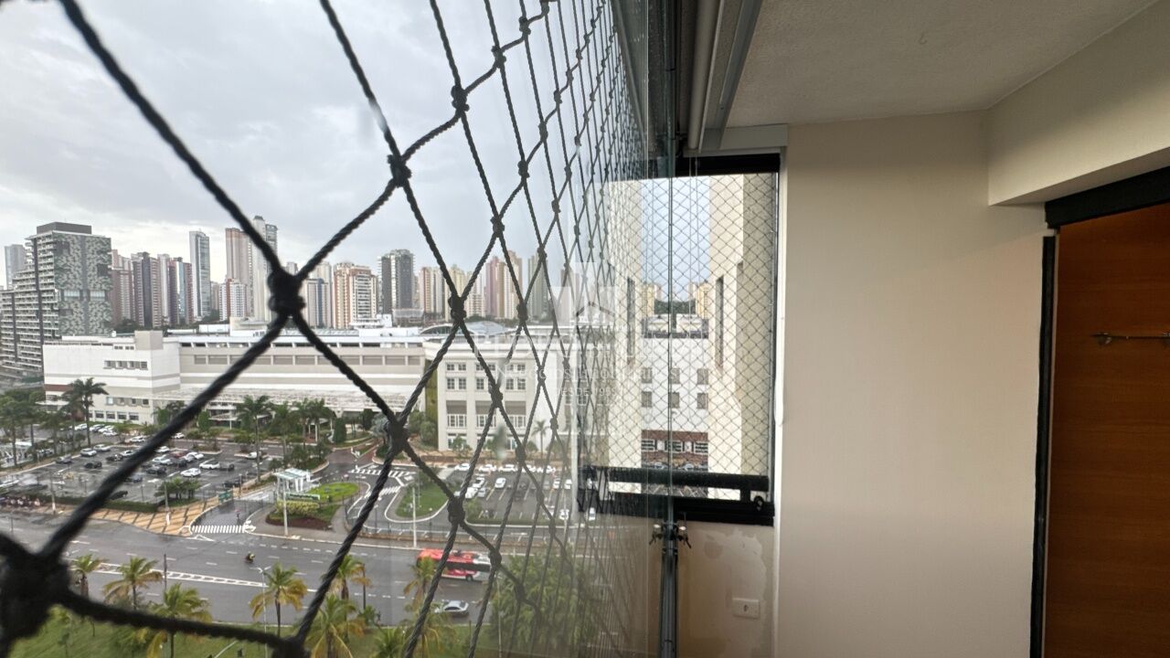 Apartamento 2 Dormitórios, 2 vagas no Anália Franco. Condomínio Agulhas Negras.