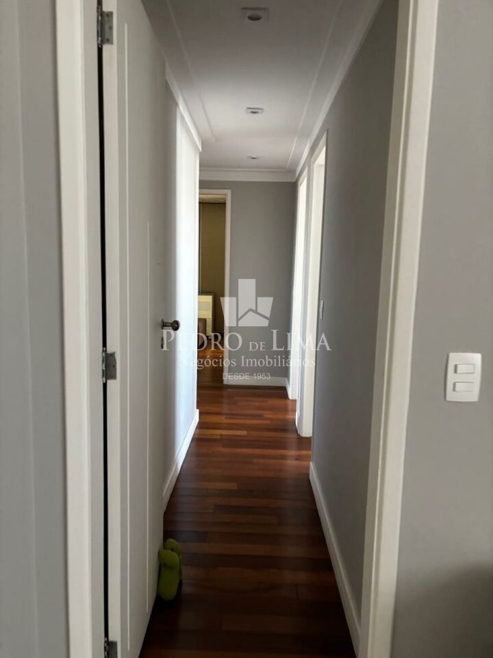 Apartamento de 4 quartos (4 suítes) 234m², 4 vagas - Condomínio Ed Indentità Tênis Clube - Tatuapé