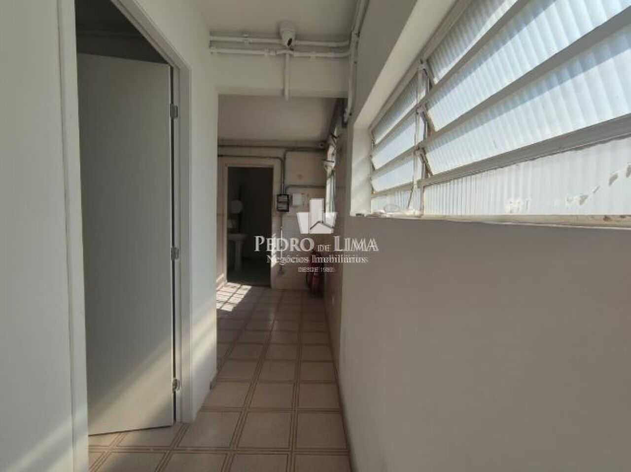 Salão Comercial no Tatuapé com 163m2 com área de cozinha e depósito