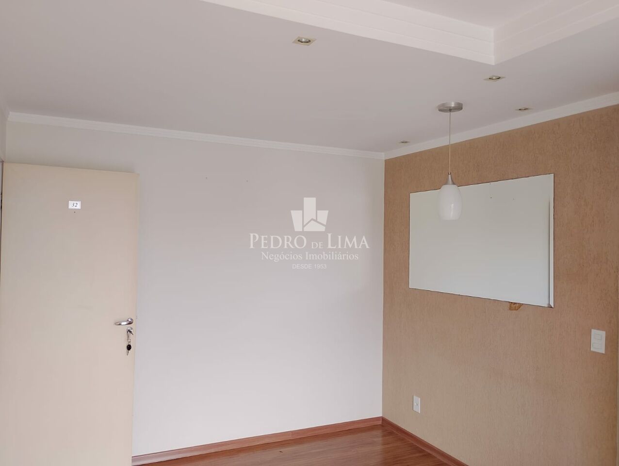 Apartamento de 2 Dormitórios e Uma Vaga de Garagem a 380 metros do Metrô Vila Matilde