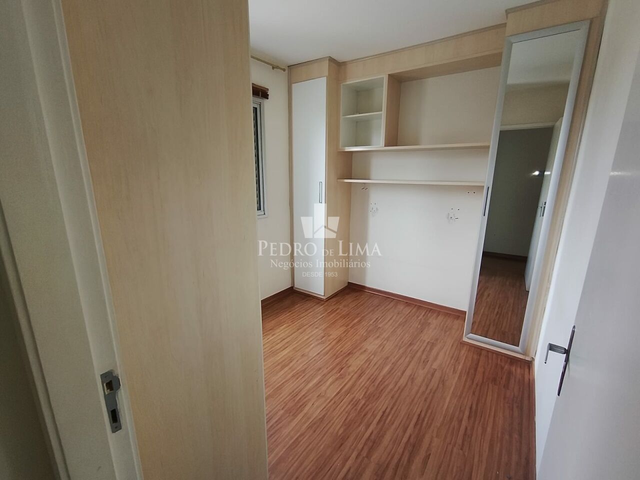 Apartamento de 2 Dormitórios e Uma Vaga de Garagem a 380 metros do Metrô Vila Matilde