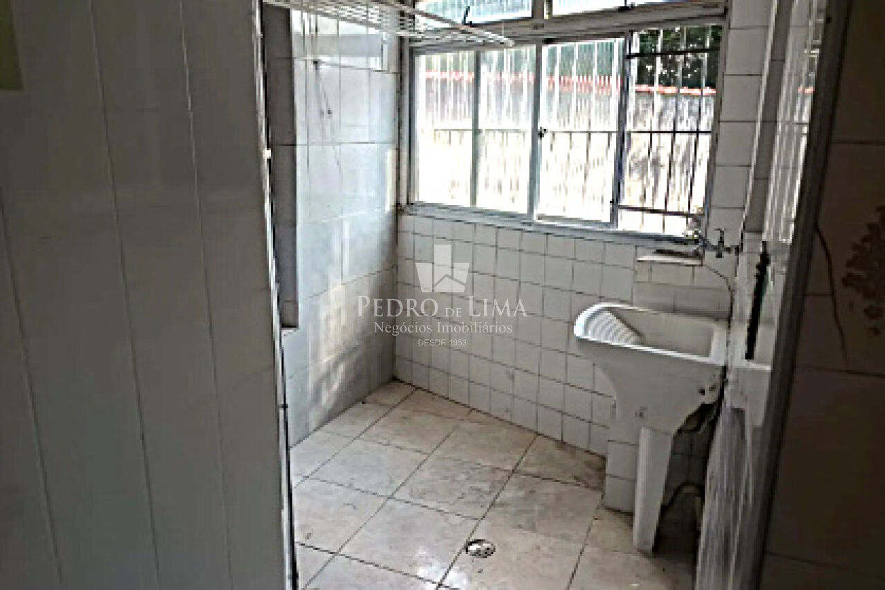 Casa de Vila 2 quartos, 2 banheiros 1 vaga de garagem