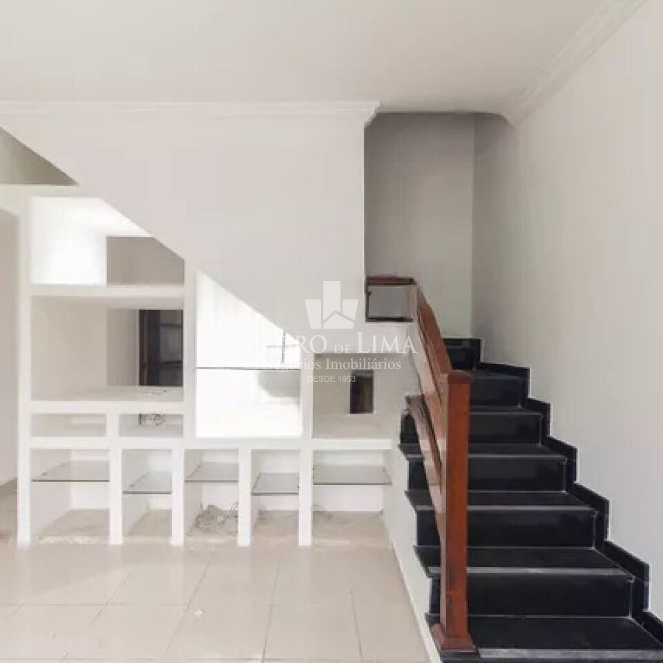 imagem do imovel Sobrado 3 quartos,  118m², 2 vagas , Jd. Têxtil ref: TP30417