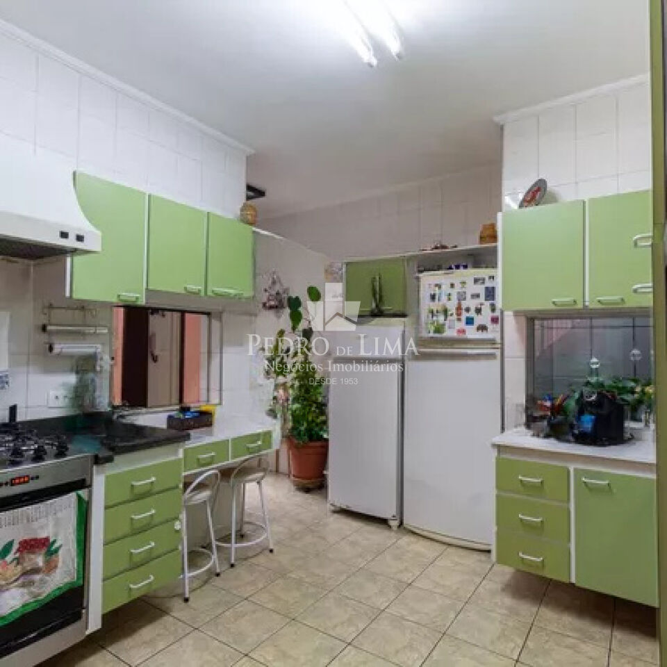 Sobrado 2 quartos , 170 m², 2 vagas . V. Formosa