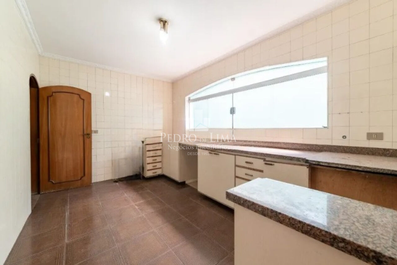 Sobrado 4 quartos, 4 vagas, 280m² . Vila Carrão
