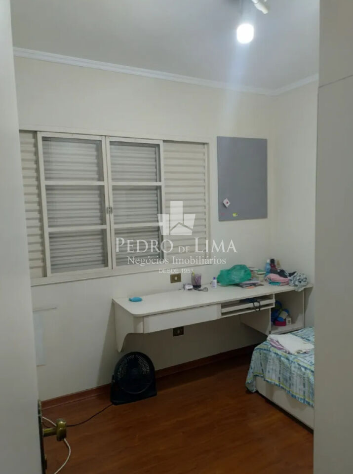 Apartamento 3 quartos sendo 1 suíte, 2 banheiros, 1 vaga de garagem no Tatuapé Edifício Silvia Maria