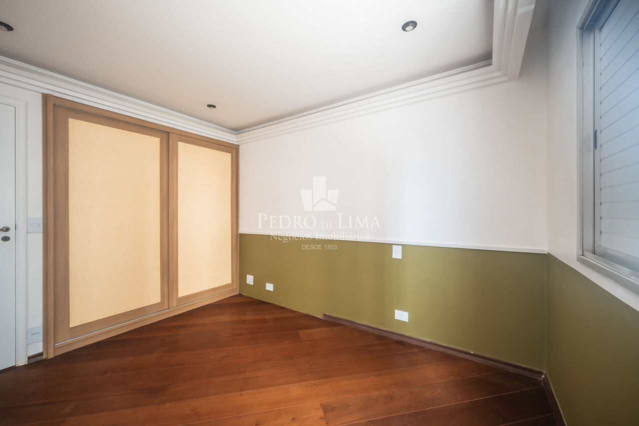 Apartamento 3 dormitórios sendo 1 suíte, 2 banheiros, 2 vagas de garagem Edifício VERA no Belenzinho