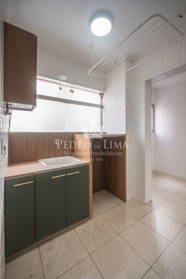 Apartamento 3 dormitórios sendo 1 suíte, 2 banheiros, 2 vagas de garagem Edifício VERA no Belenzinho