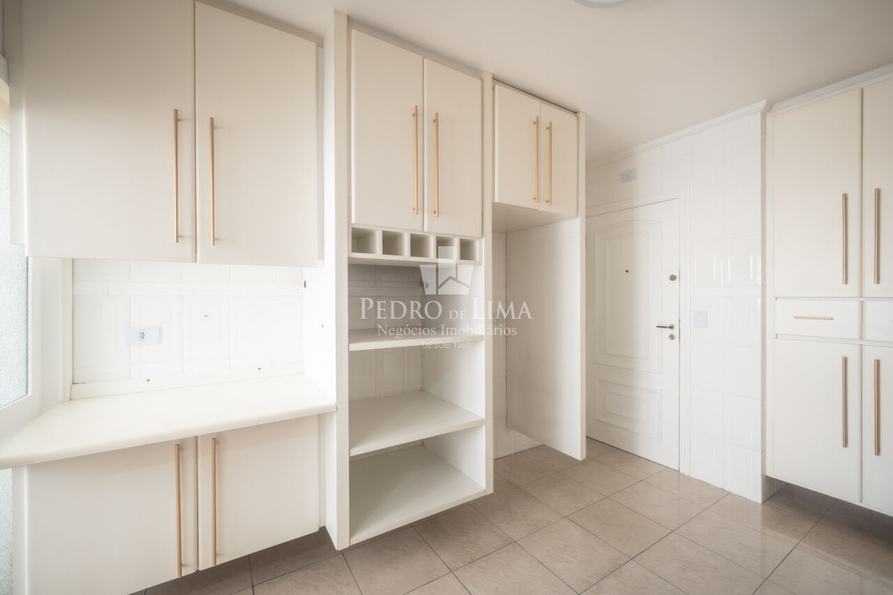 Apartamento 3 dormitórios sendo 1 suíte, 2 banheiros, 2 vagas de garagem Edifício VERA no Belenzinho