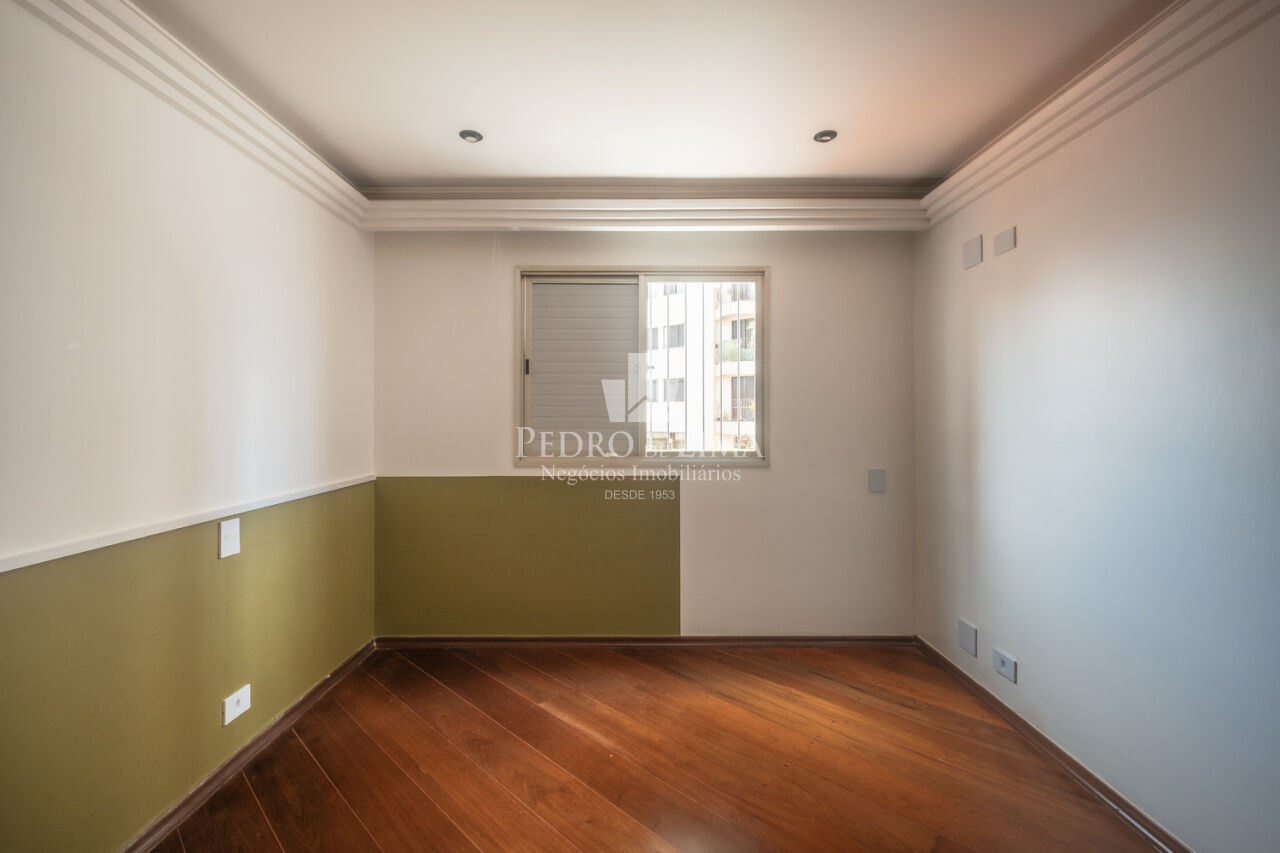 Apartamento 3 dormitórios sendo 1 suíte, 2 banheiros, 2 vagas de garagem Edifício VERA no Belenzinho