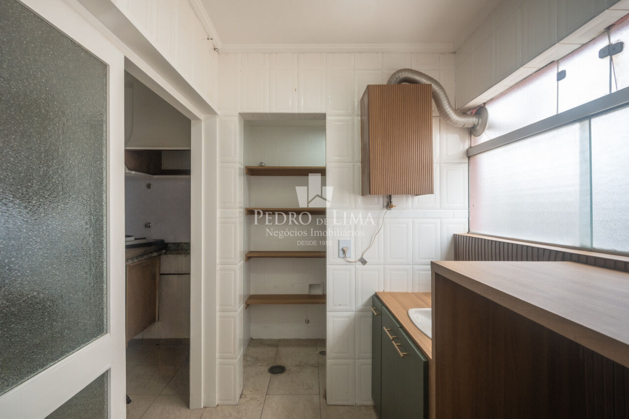 Apartamento 3 dormitórios sendo 1 suíte, 2 banheiros, 2 vagas de garagem Edifício VERA no Belenzinho
