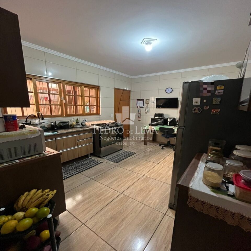 Casa Térrea, 3 quartos, 1 suíte, 2 vagas, Aricanduva