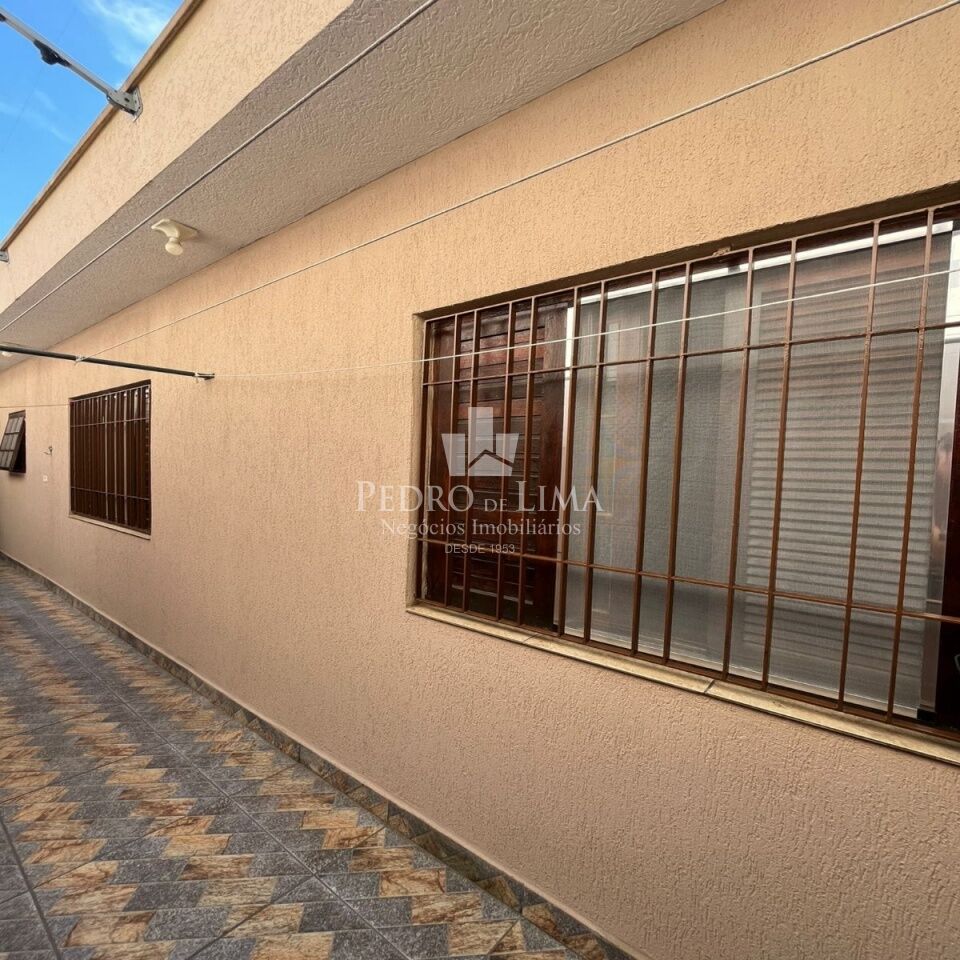 Casa Térrea, 3 quartos, 1 suíte, 2 vagas, Aricanduva