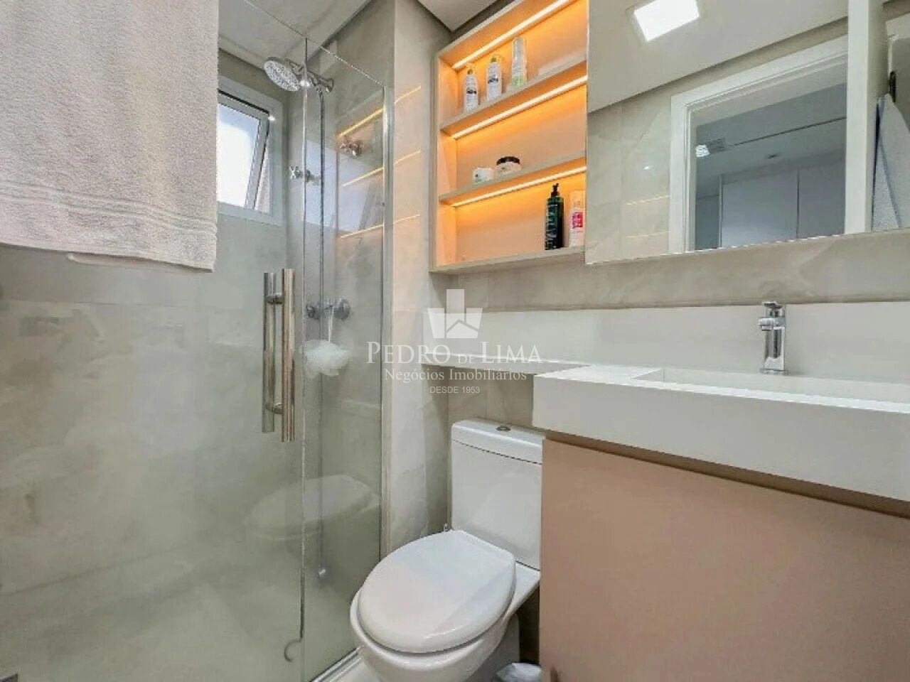 Apartamento Mobiliado Tatuapé 132 metros ,3 quartos 1 suíte 2 vagas