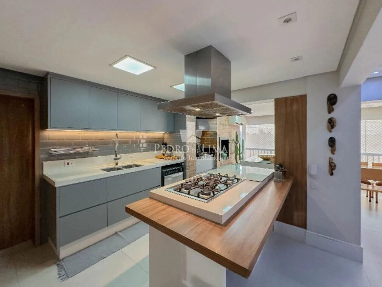 Apartamento Mobiliado Tatuapé 132 metros ,3 quartos 1 suíte 2 vagas