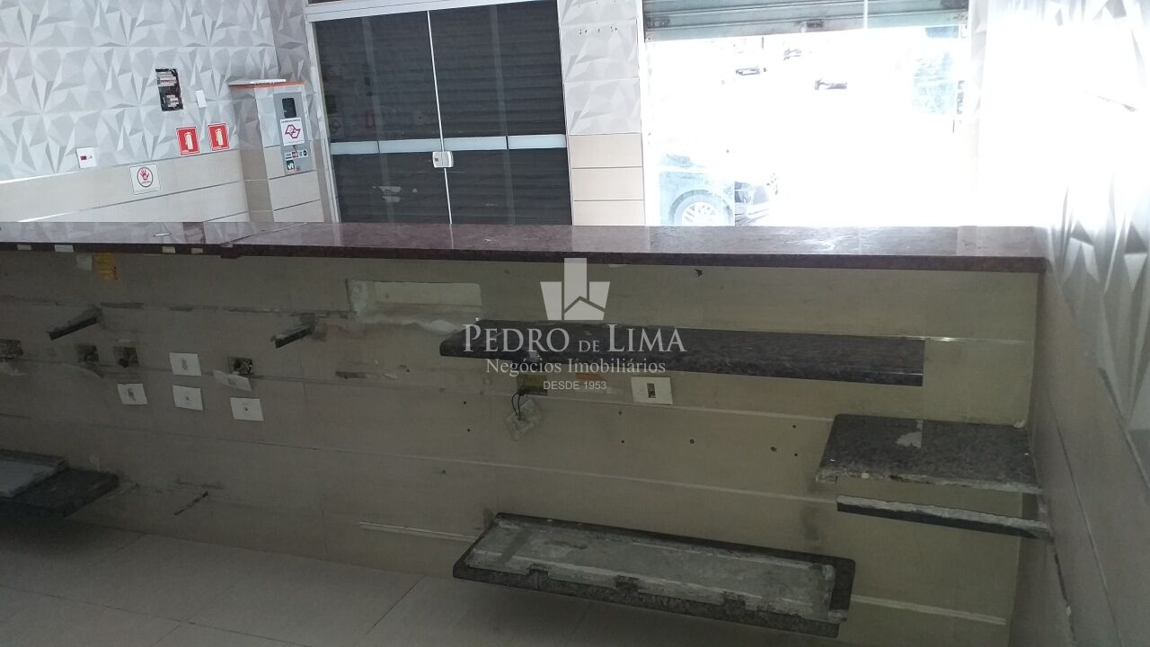 Salão Comercial 150m² área total, 3 banheiros, no Tatuapé.