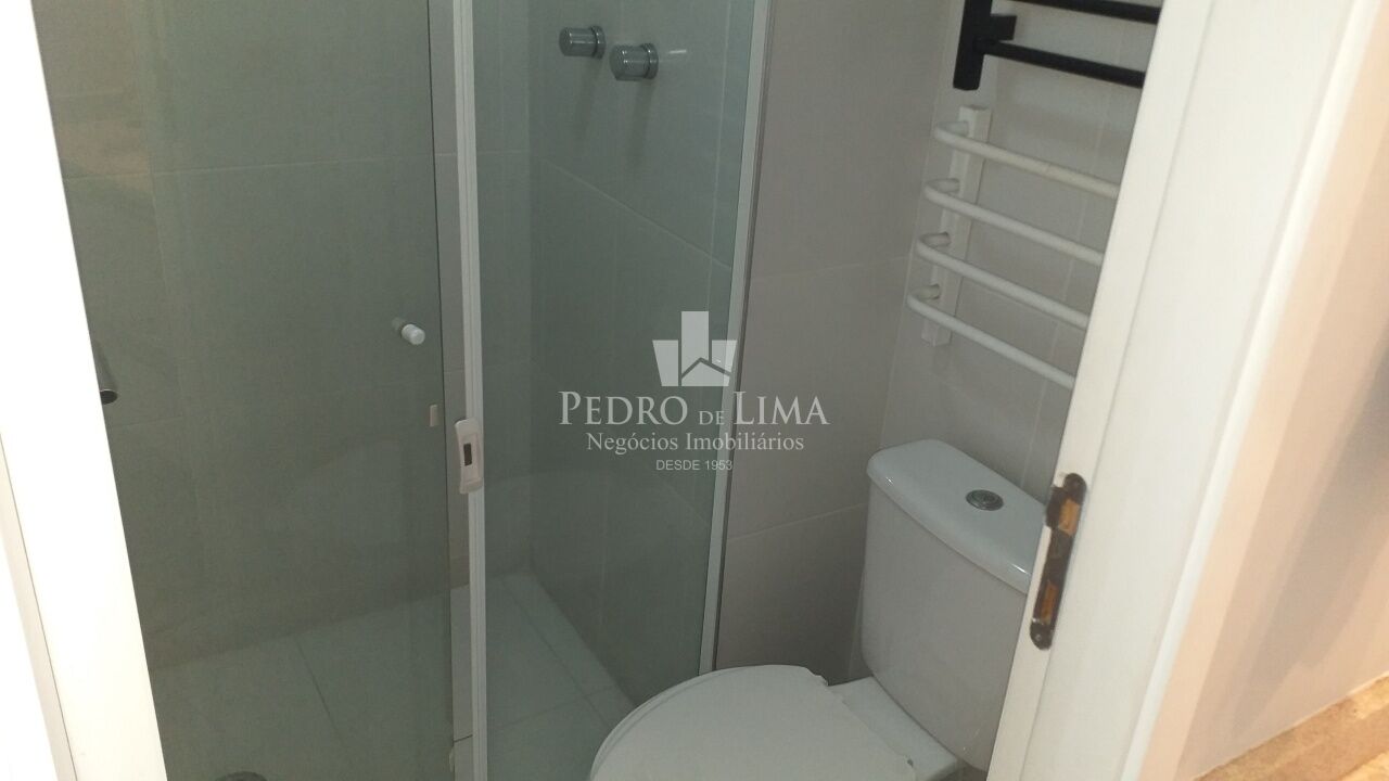 Apartamento 1 Quarto, Sala, Sacada, 1 banheiro, 1 vaga no Jardim Anália Franco.