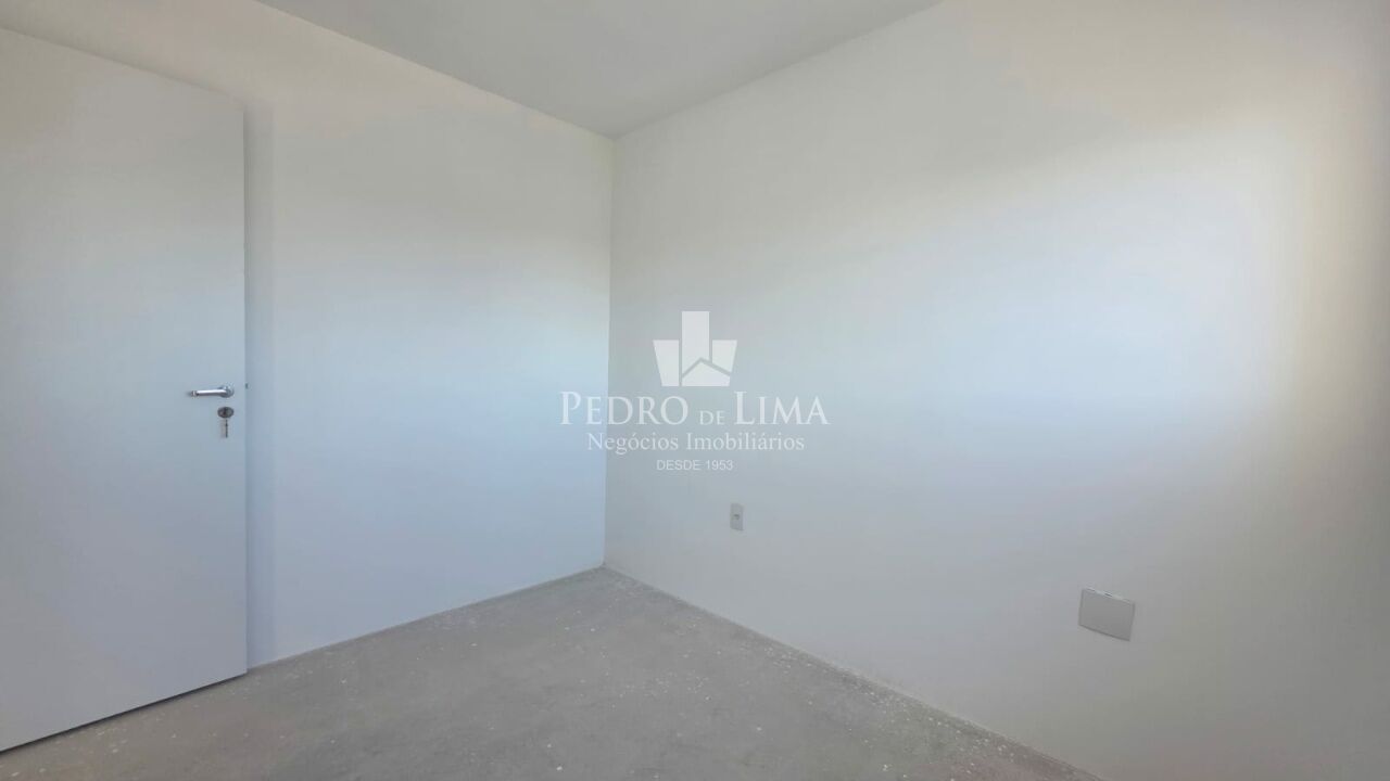 Apartamento de 85m² com 3 Dormitórios sendo 1 suíte e 2 Vaga de Garagem. Condomínio Universo Tatuapé