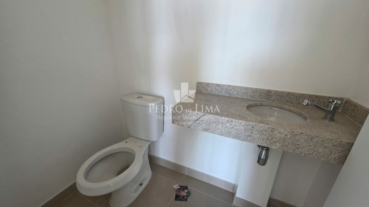 Apartamento de 85m² com 3 Dormitórios sendo 1 suíte e 2 Vaga de Garagem. Condomínio Universo Tatuapé