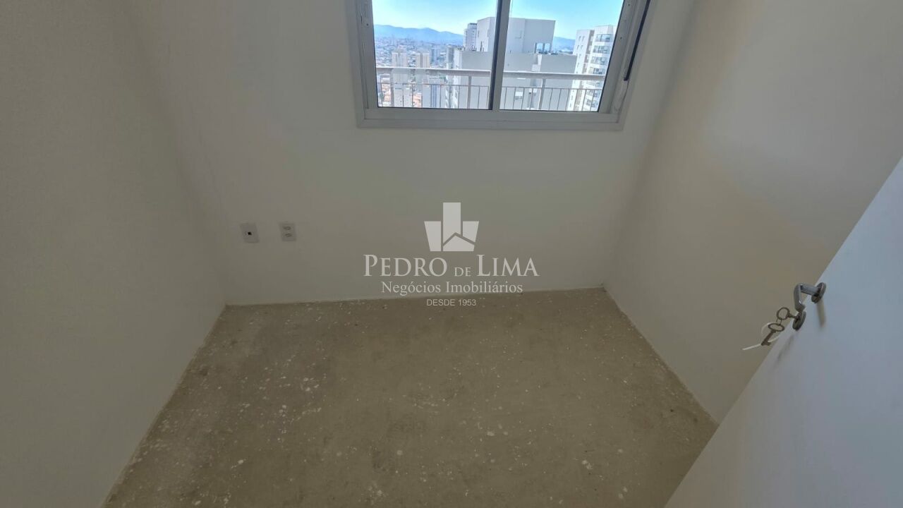 Apartamento de 85m² com 3 Dormitórios sendo 1 suíte e 2 Vaga de Garagem. Condomínio Universo Tatuapé