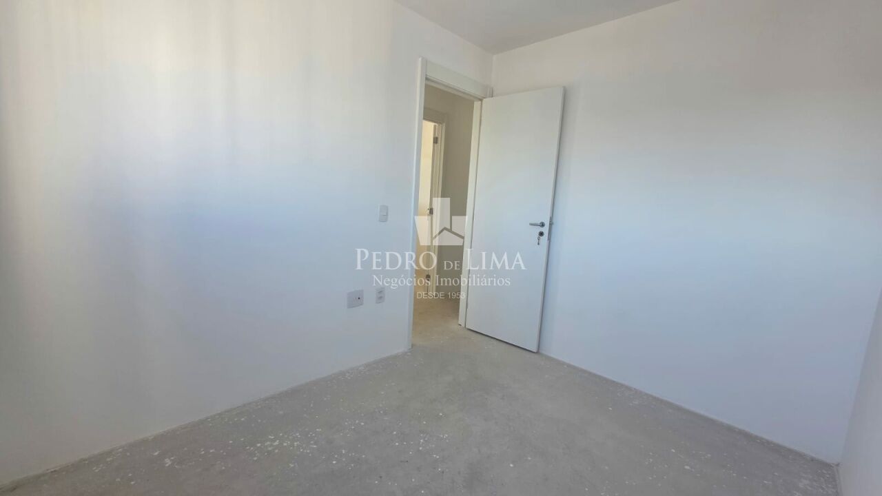 Apartamento de 85m² com 3 Dormitórios sendo 1 suíte e 2 Vaga de Garagem. Condomínio Universo Tatuapé