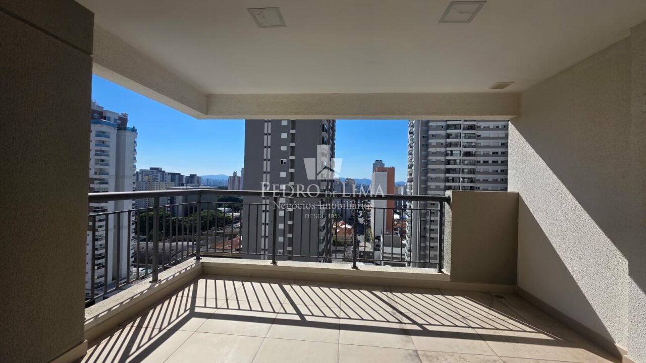 Apartamento de 65m² com 2 Dormitórios sendo 1 suíte e 1 Vaga de Garagem. Condomínio Universo Tatuapé