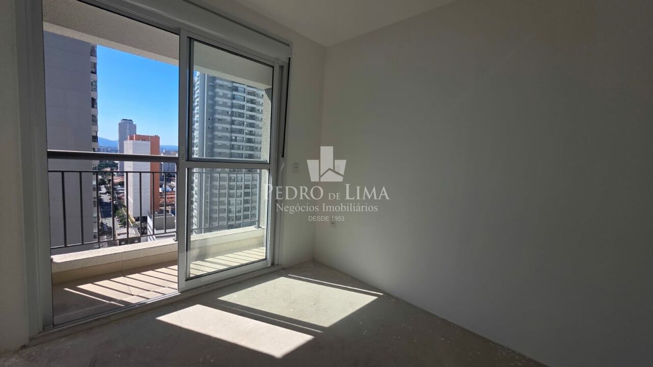 Apartamento de 65m² com 2 Dormitórios sendo 1 suíte e 1 Vaga de Garagem. Condomínio Universo Tatuapé