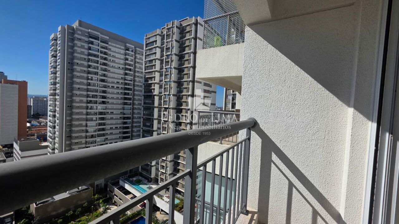 Apartamento de 65m² com 2 Dormitórios sendo 1 suíte e 1 Vaga de Garagem. Condomínio Universo Tatuapé