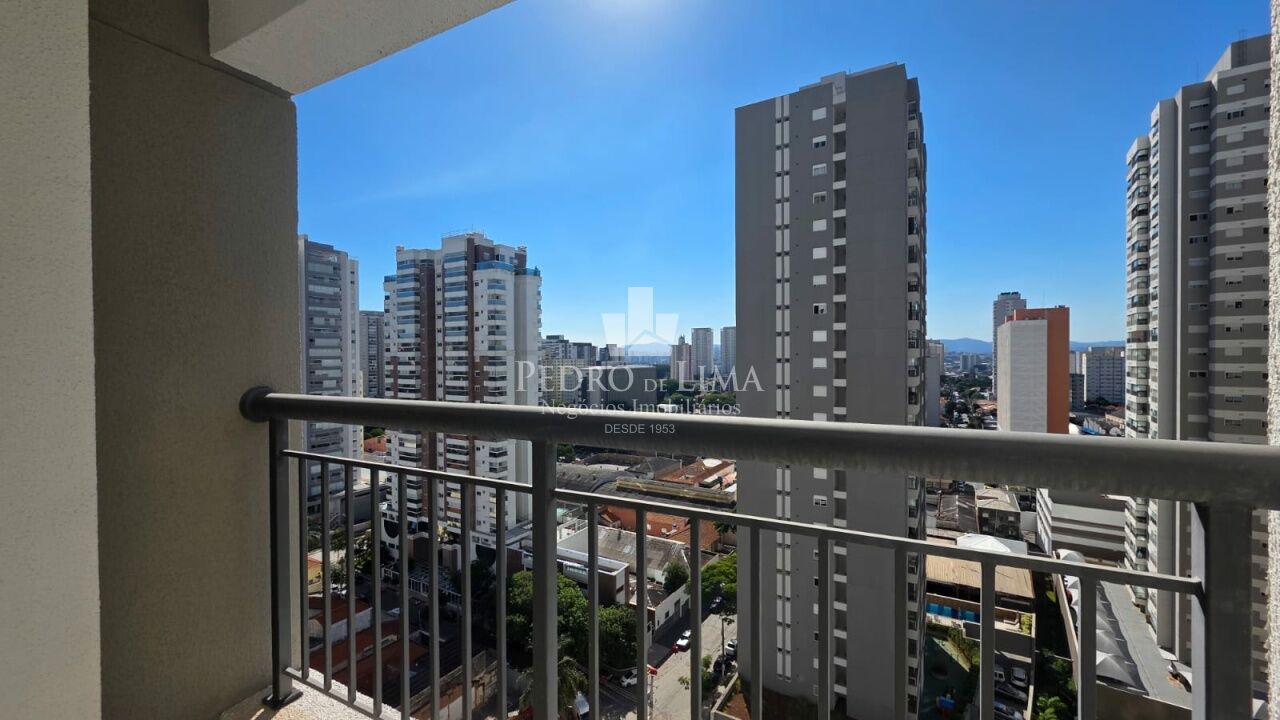 Apartamento de 65m² com 2 Dormitórios sendo 1 suíte e 1 Vaga de Garagem. Condomínio Universo Tatuapé
