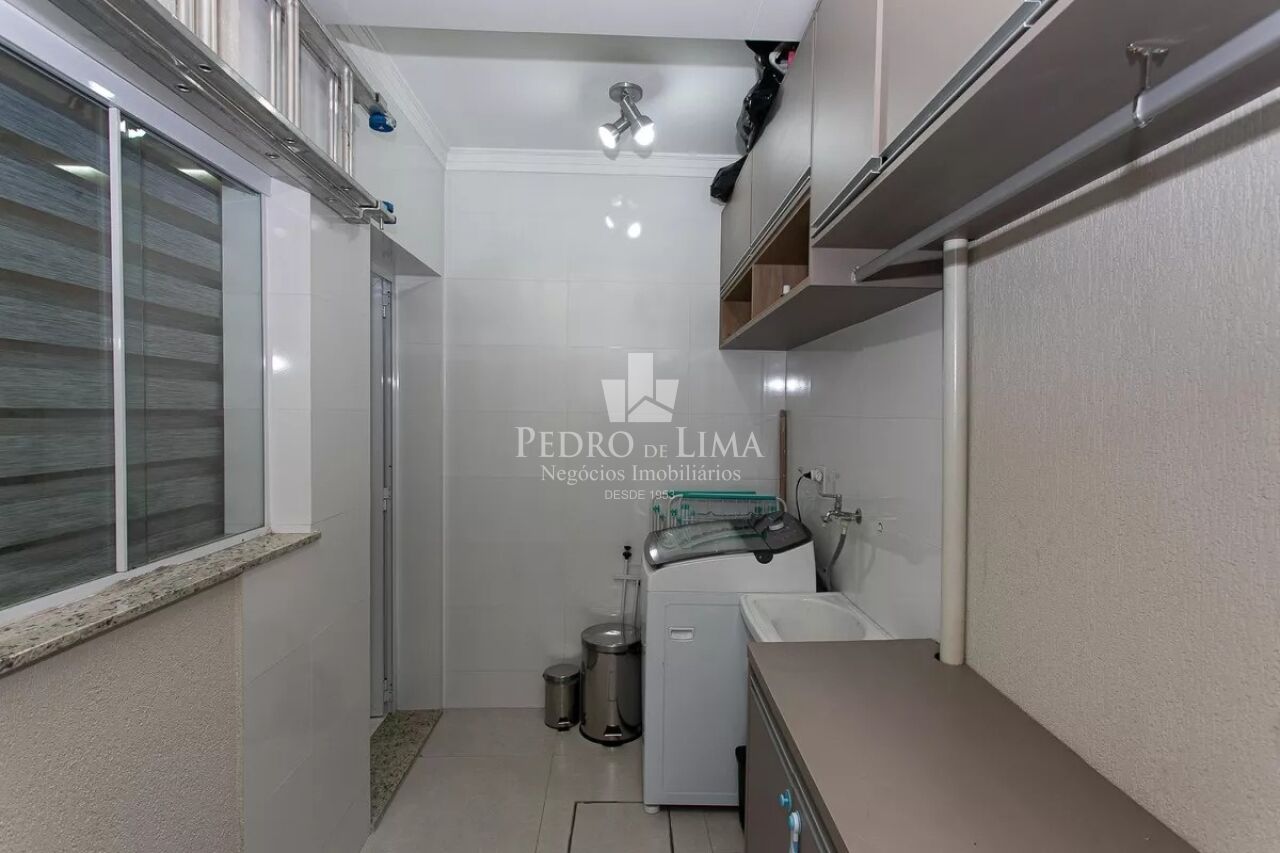 Sobrado Porteira Fechada 4 quartos sendo 1 suíte , 4 banheiros, 2 vagas de garagem,  Vila Carrão