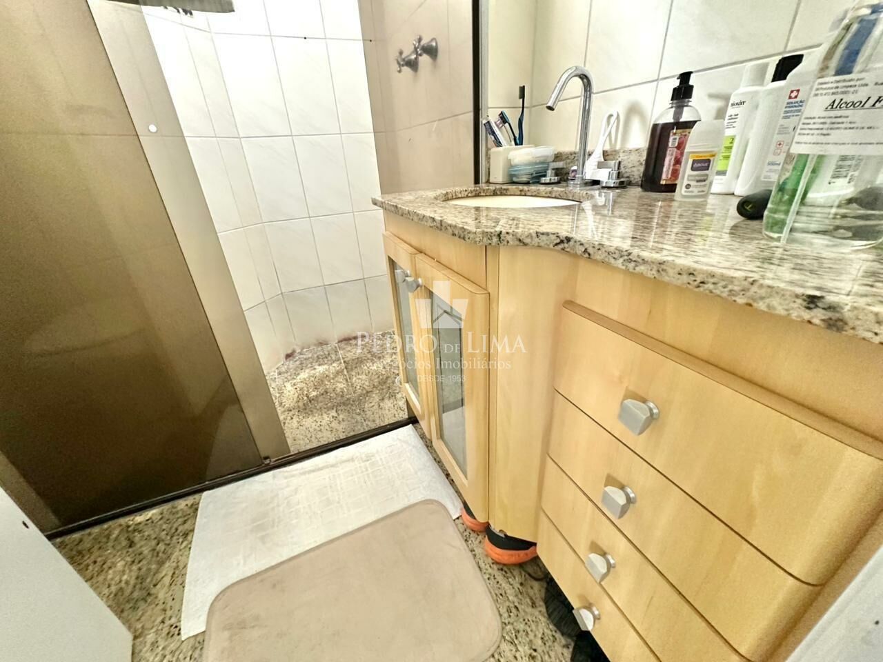 Apartamento 3 quartos (1suíte) 2 vagas 90m²  Condomínio Edifício Montjuic Plaza - Vila Regente Feijó