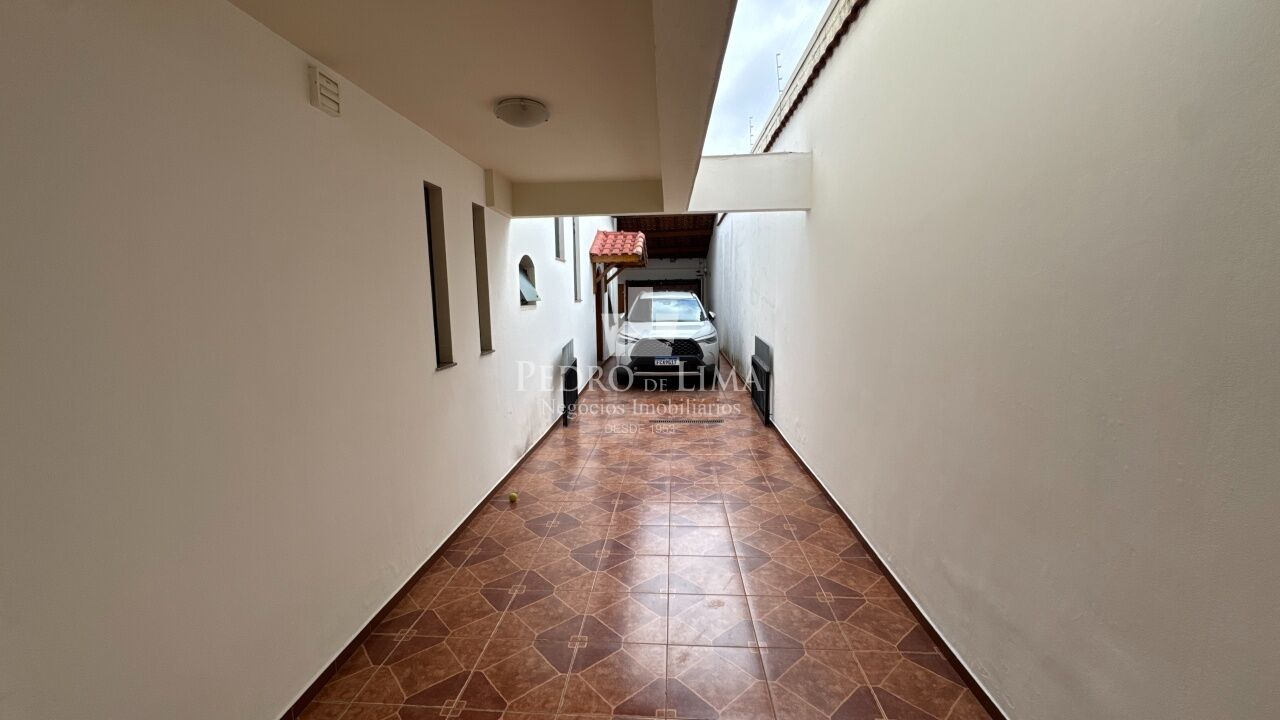Sobrado 3 quartos, 8 vagas, Vila Carrão