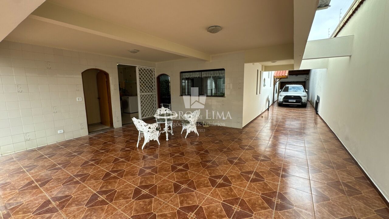 Sobrado 3 quartos, 8 vagas, Vila Carrão