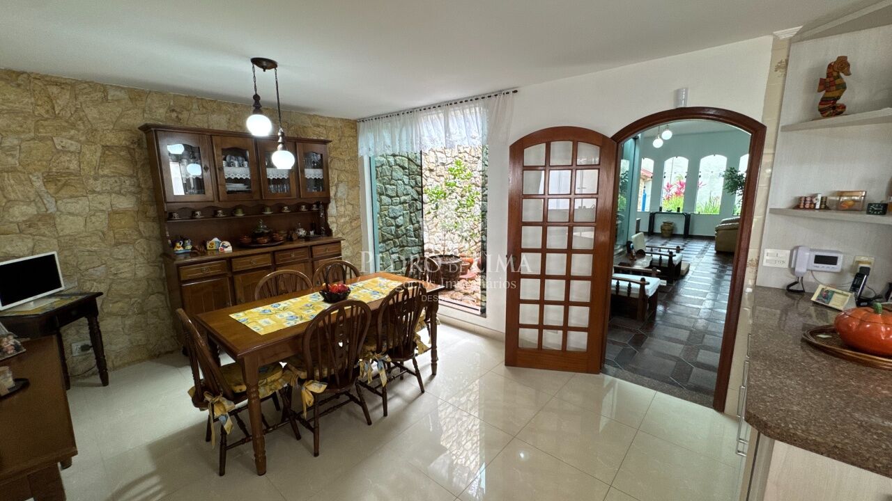 Sobrado 3 quartos, 8 vagas, Vila Carrão
