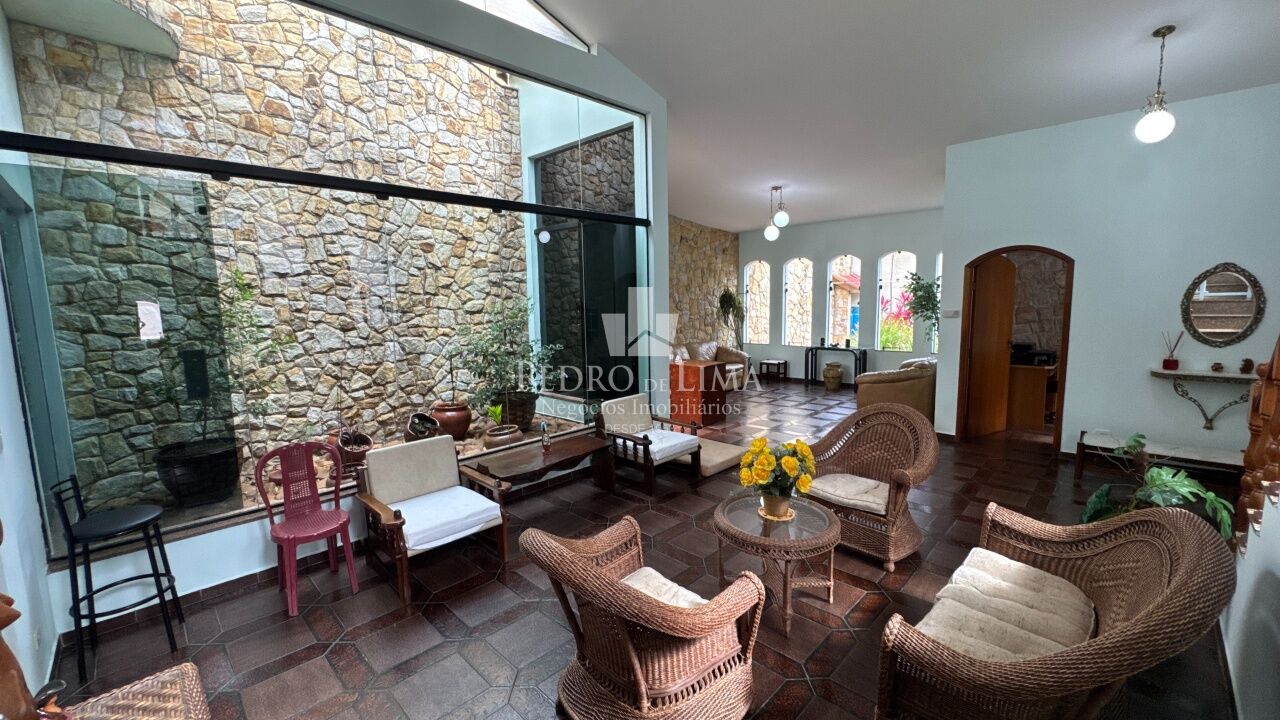 Sobrado 3 quartos, 8 vagas, Vila Carrão