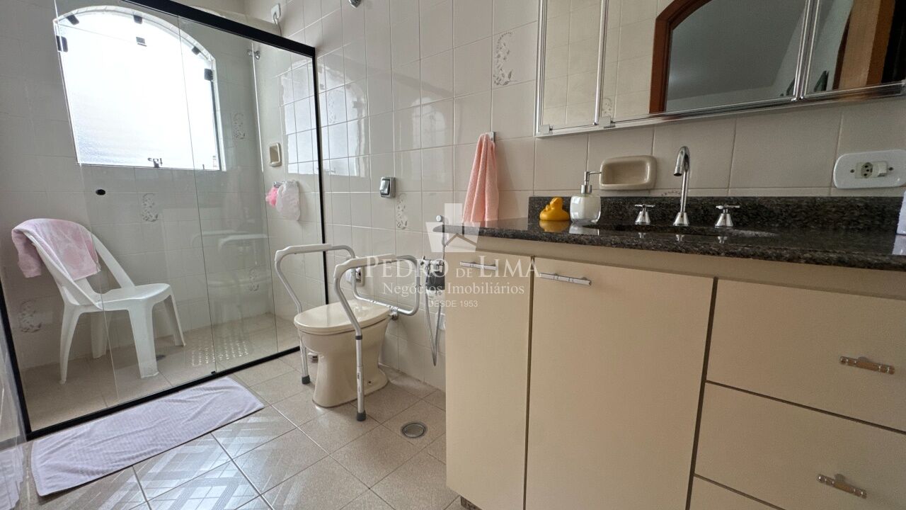 Sobrado 3 quartos, 8 vagas, Vila Carrão