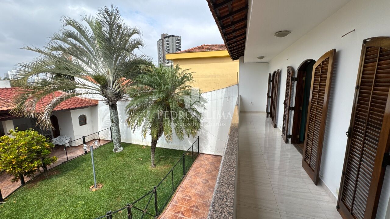Sobrado 3 quartos, 8 vagas, Vila Carrão