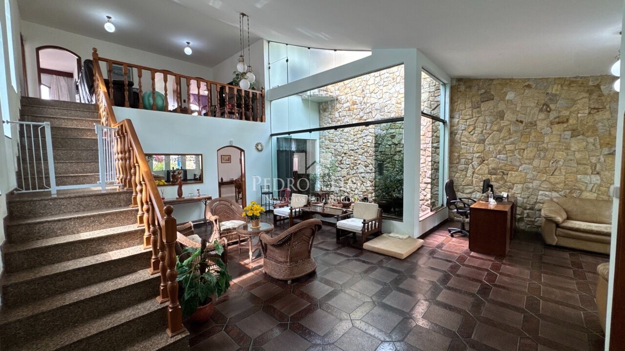 Sobrado 3 quartos, 8 vagas, Vila Carrão
