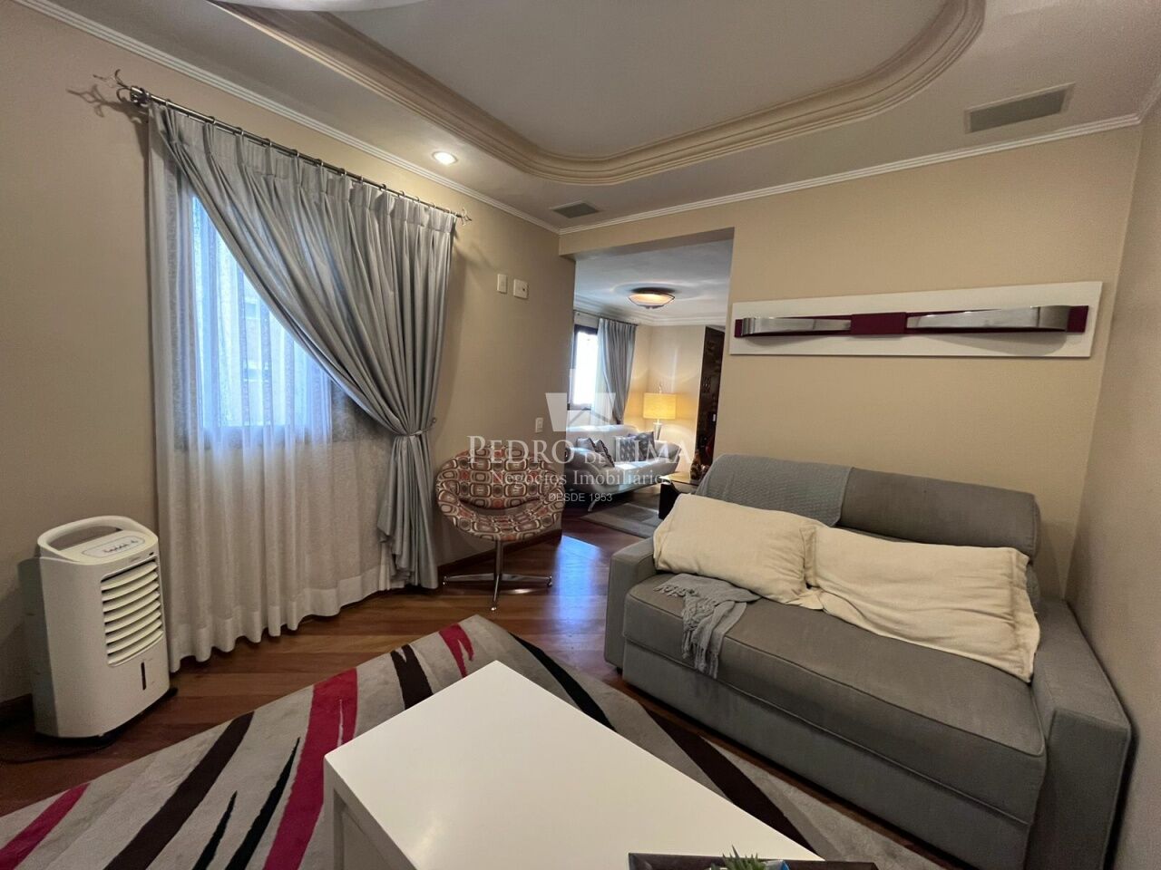 Apartamento 2 suítes, 3 vagas, Anália Franco.