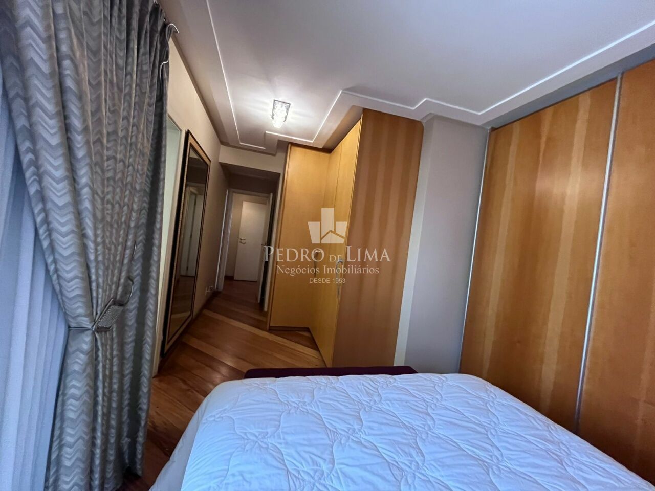 Apartamento 2 suítes, 3 vagas, Anália Franco.